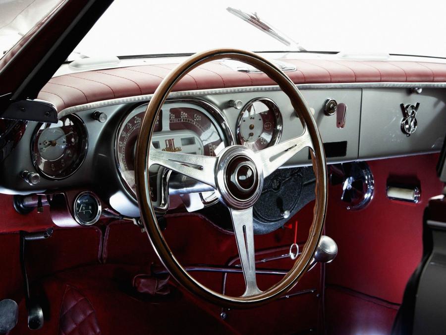  Fiat 8V Coupe Vignale 1953 года  (фото 8 из 11)